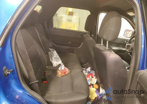 2011 Ford Escape Xlt from USA, damaged, VIN 1FMCU9D73BKA64176